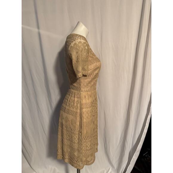 Enfocus Studio Lace Overlay Dress - Elegant Sophistication - 6 - Picture 5 of 7